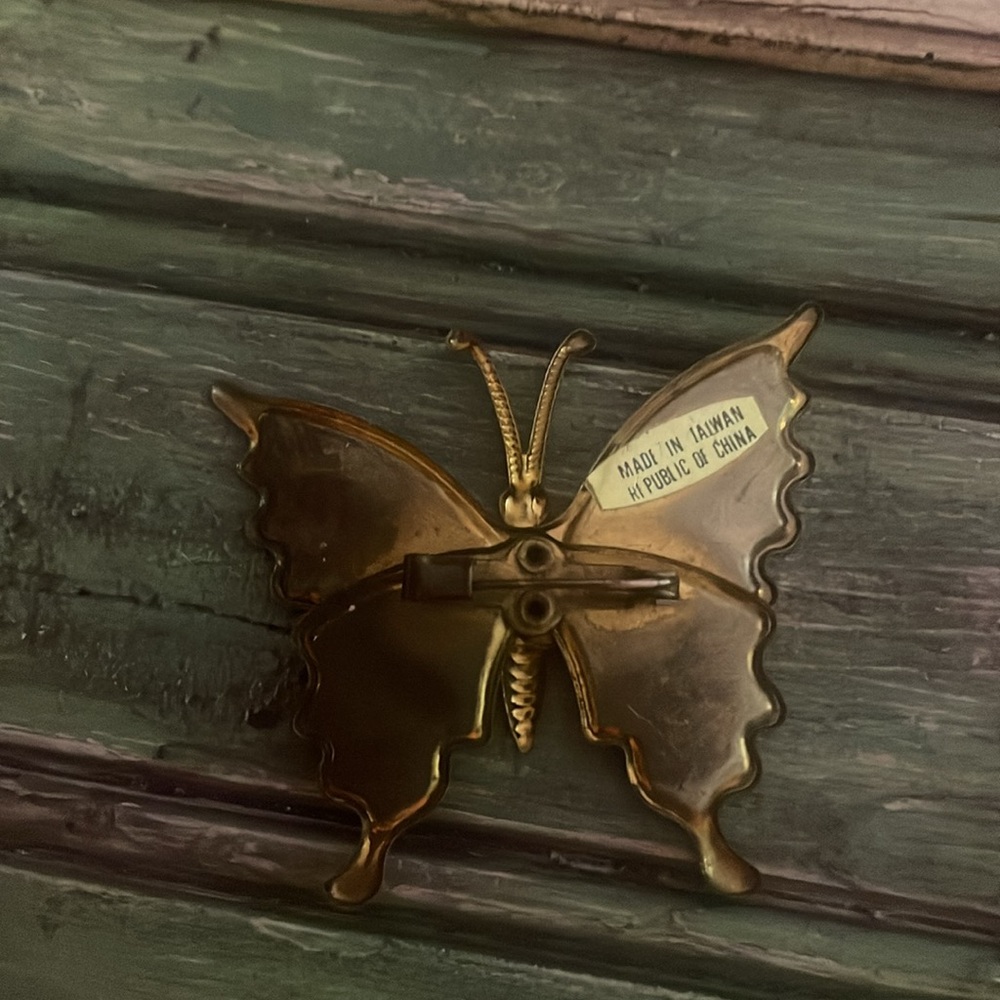 Monarch Butterfly Brooch View 2